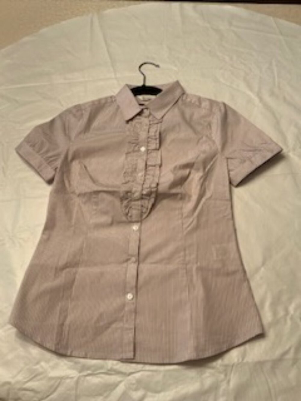 Women's Net Collection Short Sleeve Shirt, Size 6, Tan,Cream and Gold Pinstripes